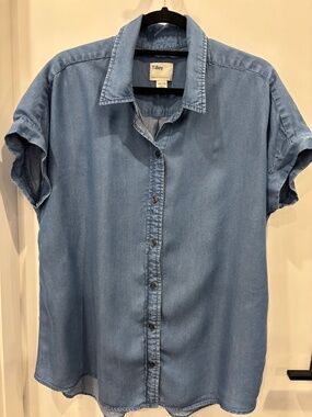 Tilley Soft Denim Short Sleeve Button Up